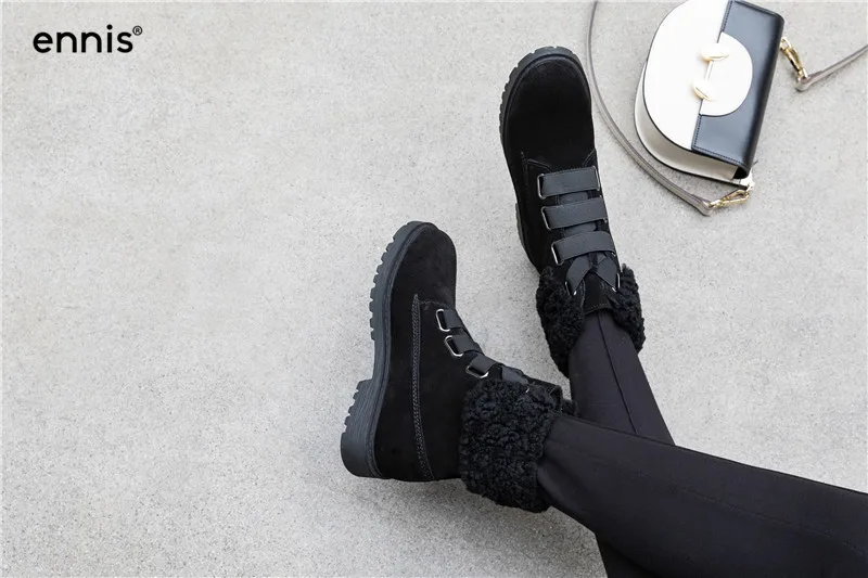 ENNIS Black Flat Boots Women Cow Suede Leather Snow Boots Winter Ankle Boots Female Warm Plush Shoes Designer Lace Up Shoe A9322