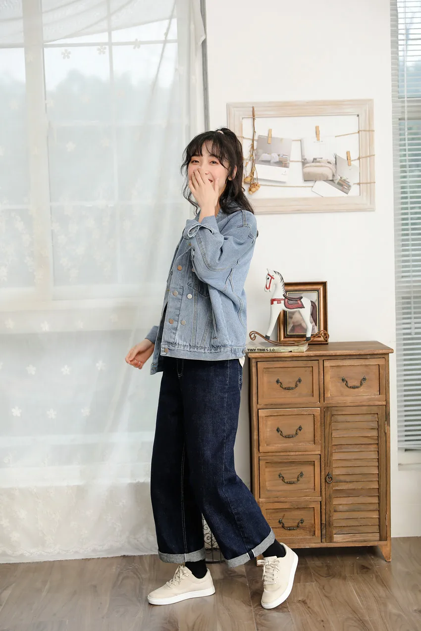 

Video Photo Shoot 2019 Autumn Korean-style Double Breasted Small Stand Collar Jeans Coat Women's before Long after Short Jacket