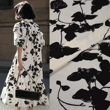  Half Meter New Design Beige Bottom Abstract Flower Print Chiffon Fabric For Dress Shirt Garment Material No Transparent T1755 