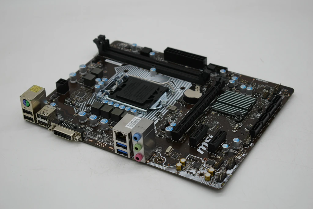 Для MSI H110M PRO-D оригинальная подержанная материнская плата