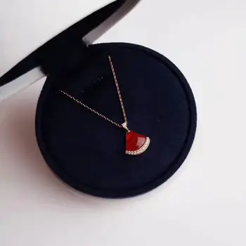 

S925 sterling silver fan shaped small skirt women's clavicle chain necklace