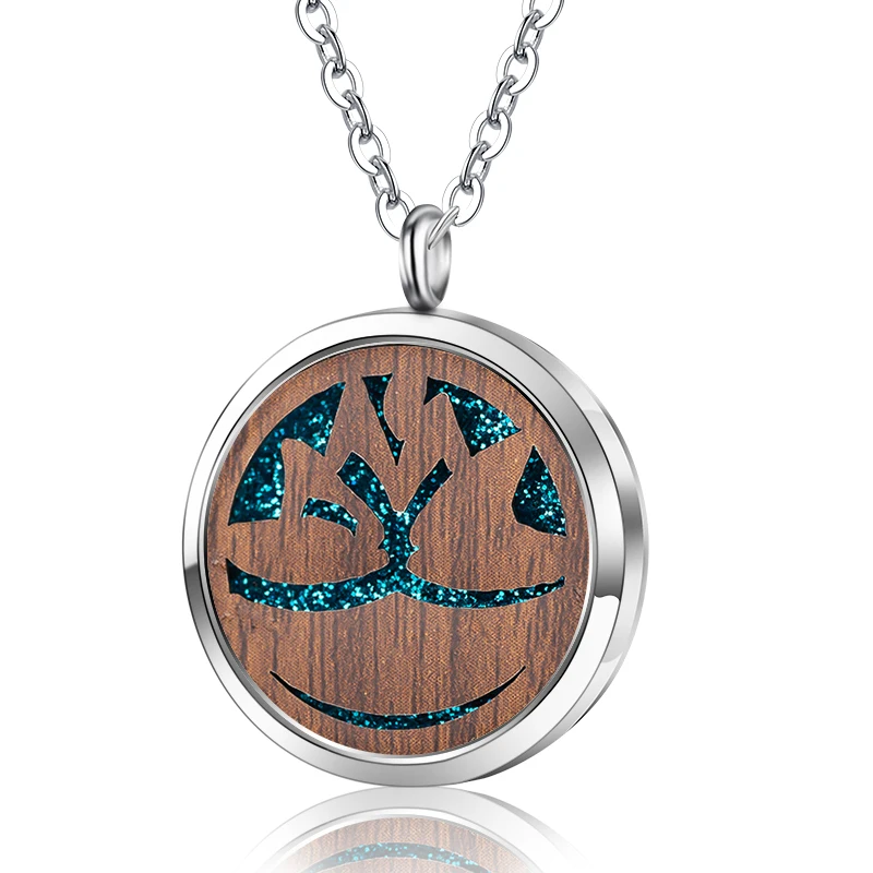 

Magnetic opening alloy animal necklace 2020 new monkey aromatherapy essential oil diffuser round perfume box pendant jewelry