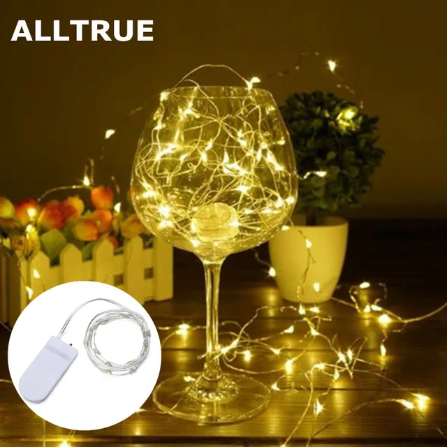 반짝이는 은줄기로 휴일 장식에 생기를 불어넣는 ALLTRUE LED 문자열 조명