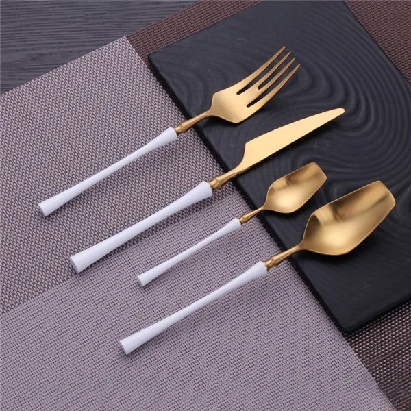 Pink Gold Cutlery Set Housewife 304 Stainless Steel Fork Dining Tea Spoon Table Knife Set Cutlery Set Knives Forks and Spoons - Цвет: white gold