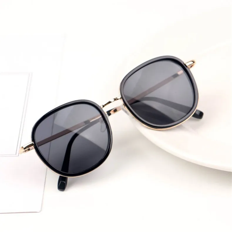 Children's Sunglasses Girls Boys Brand Luxury Designer Square Kids Sun Glasses Fashion Pink Frame Shade Baby Eyeglasses UV400 Children's Sunglasses Girls Boys Brand Luxury Designer Square Kids Sun Glasses Fashion Pink Frame Shade Baby Eyeglasses UV400