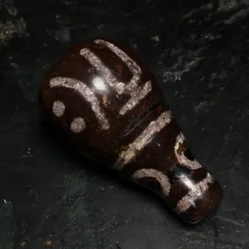 

Natural old materials [Tibetan dzi three links] Unique shape, orange peel, delicate patina, moisturizing, wealth and safety