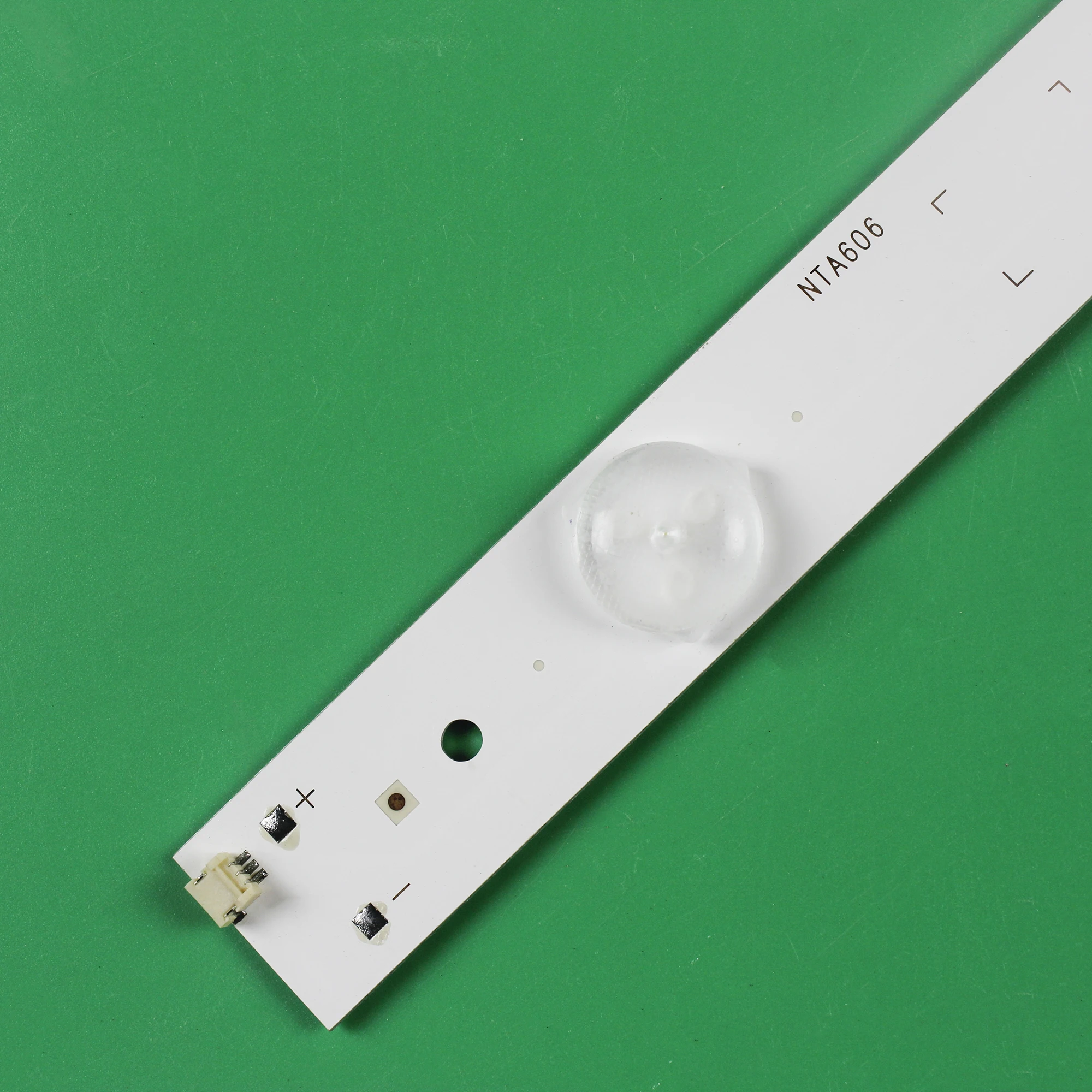 Fita de Led 625 mm com Retroiluminação para Grungid 32ghb700 32cle6525bg - Imagem 6
