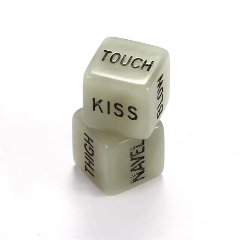 Лидер продаж 2 шт. Светящиеся Кубики для влюбленных забавные в темноте игрушечные