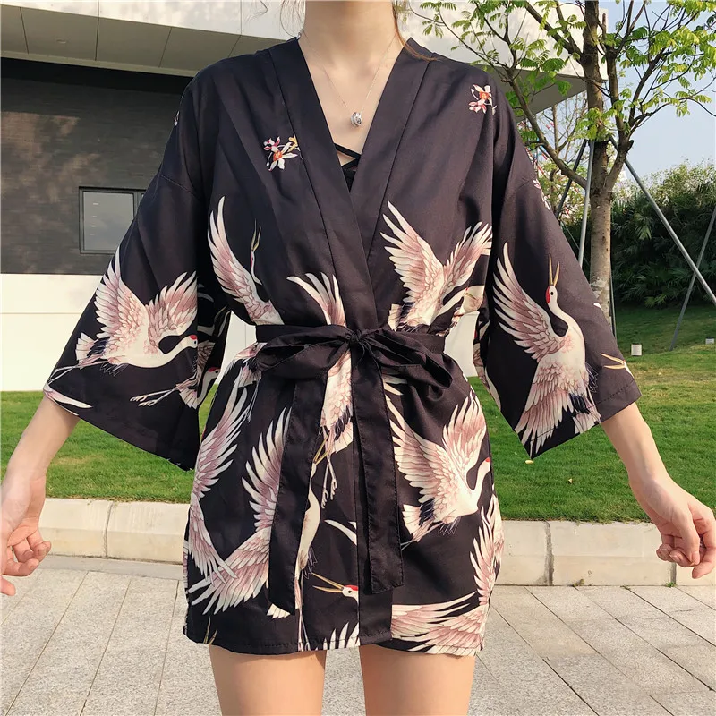 Женский кардиган с черным краном Kimonos кимоно в японском стиле традиционное