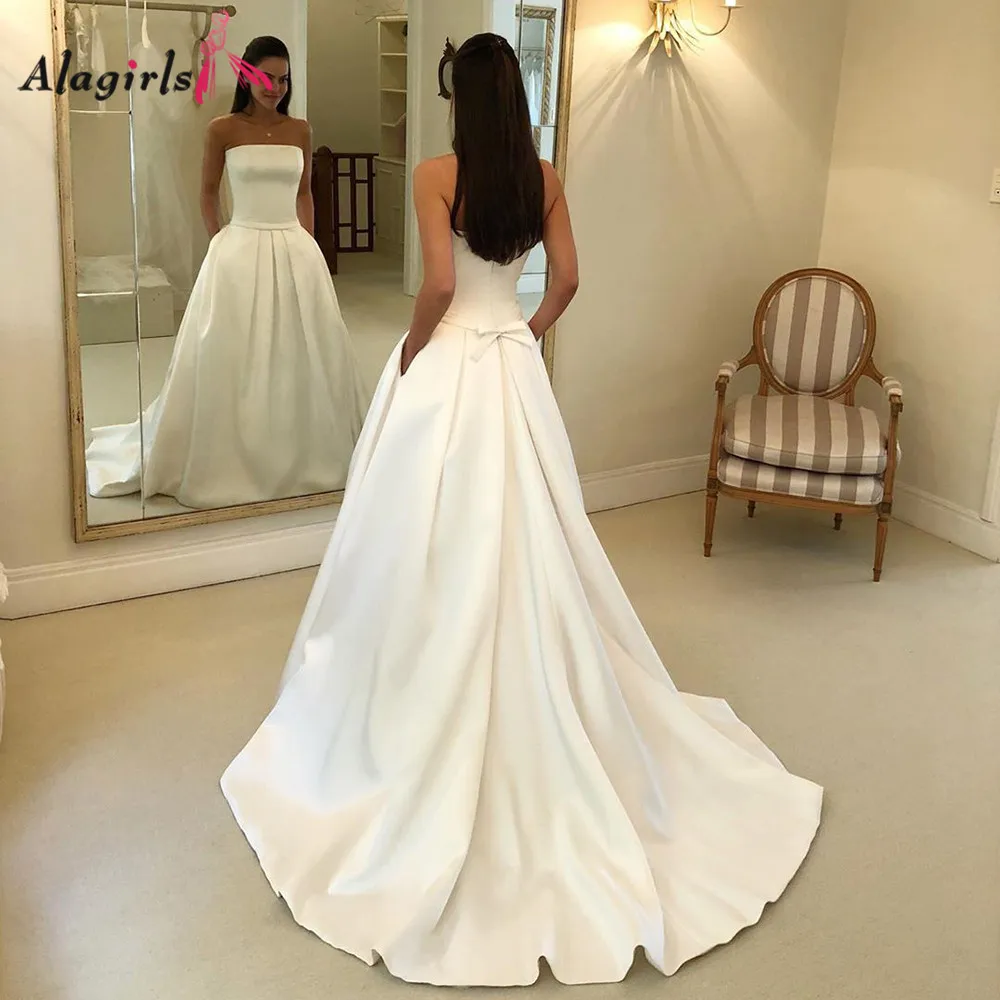 

Simple Strapless Satin Vestidos de noiva 2020 A line Zipper Back Wedding Dress Unique Pocket White Dress For Bride