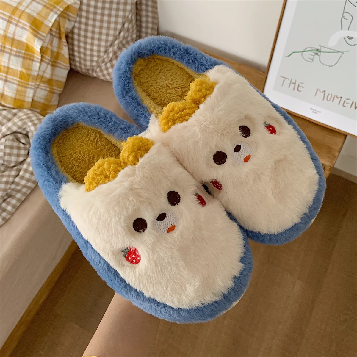 

Cute Shy Strawberry Bear Slippers For Women Fashion Kawaii Fluffy Winter Warm Slipper Woman Cartoon Smiley Face House Slippers