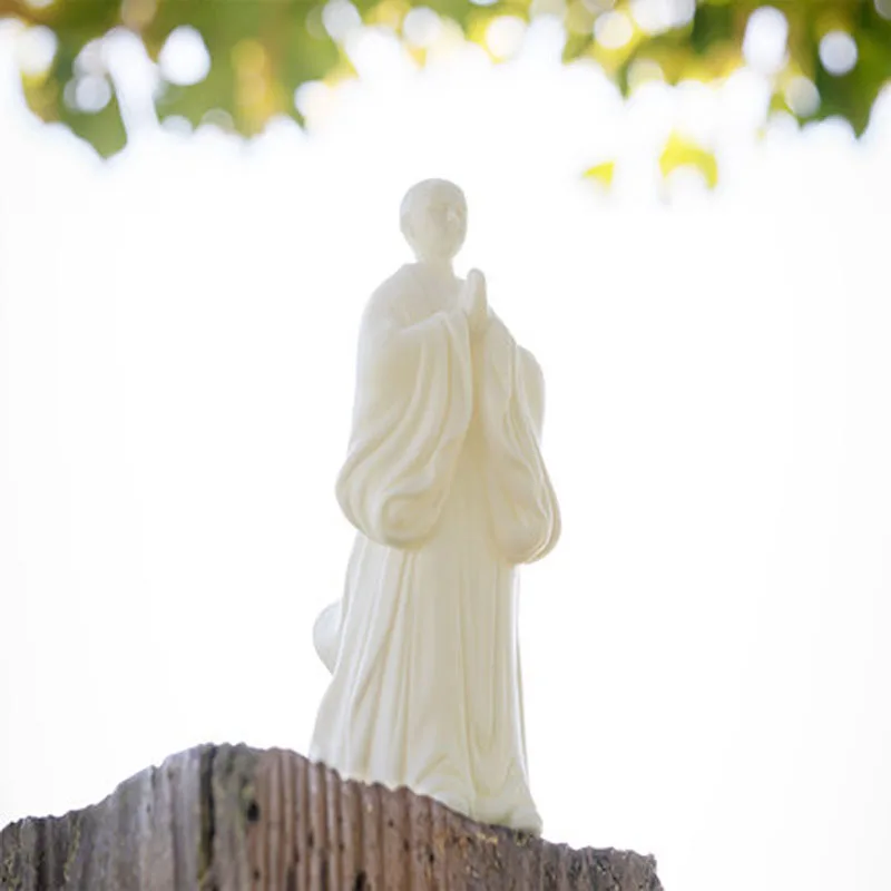Porcelain Ceramic Tea Pet Ornaments, Kung Fu Tray Accessories, Decorative Little monk Figures, Home Table Decoration