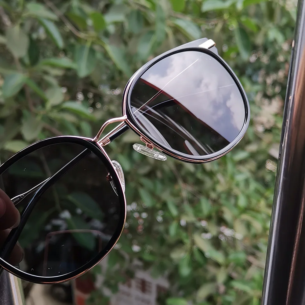 

2020 Korea Black Sun glass for Women