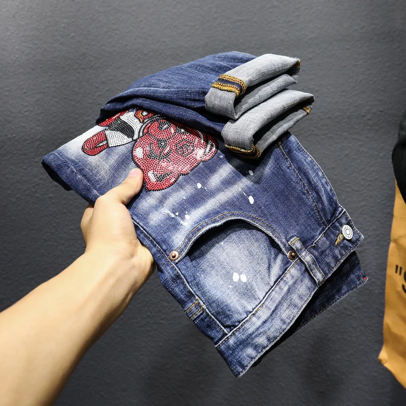 EH·MD® Embroidered Bear Jeans Men Bleach Stripe Design Splash Ink Scratch Hole Art Lettering Trim Pants Red Ear Four Seasons 022