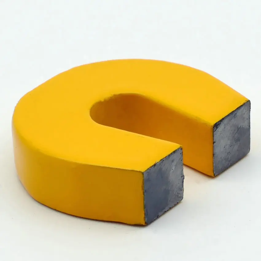U (9)