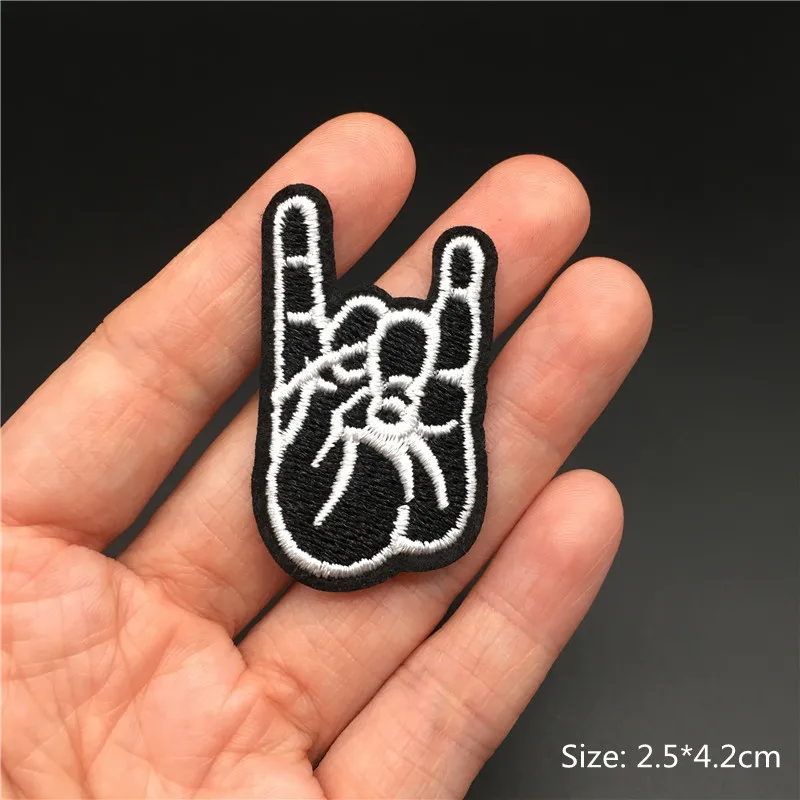 Band Rock Embroidered Patches on Clothes DIY Appliques Stripes Iron on Patches for Clothing Sewing Badges PUNK METAL MUSIC 