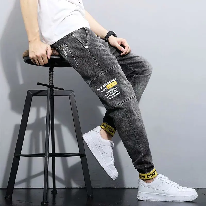 

Korean Men's Jeans Hip Hop Fashion Men Clothing Harem Pants Jeans Casual Streetwear Print Jeans Men Elastic Waist Men Trousers