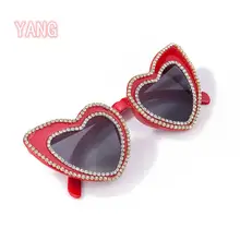 Sungalsses Леди Мода Стразы в форме сердца серии redframe очки UV400 Модные деликатные солнцезащитные очки