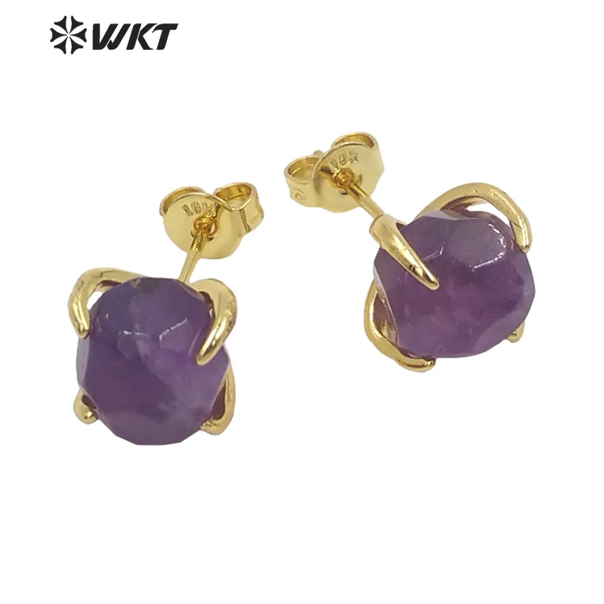 Wt-E646 All'Ingrosso Moda Oro Placcato Polo Impostazione Borchie Piccola Pietra Naturale Sfaccettata Stile Ufficio Artiglio Decorativo