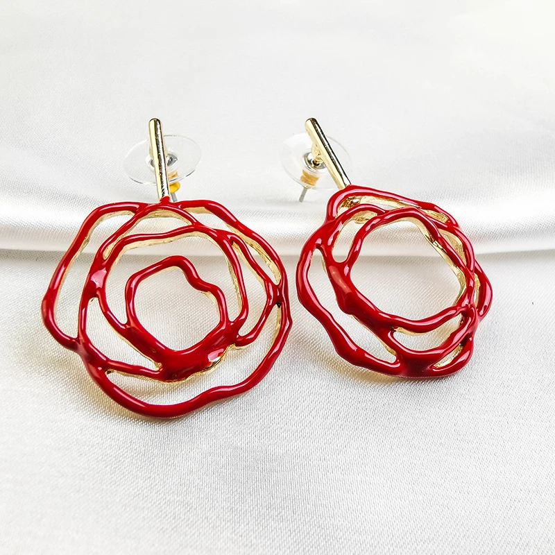 

Abstract Red Enamel Irregular Line Rose Flowers Gold Color Drop Earrings For Women Gifts Fashion Jewelry Wholesale Free Shipping