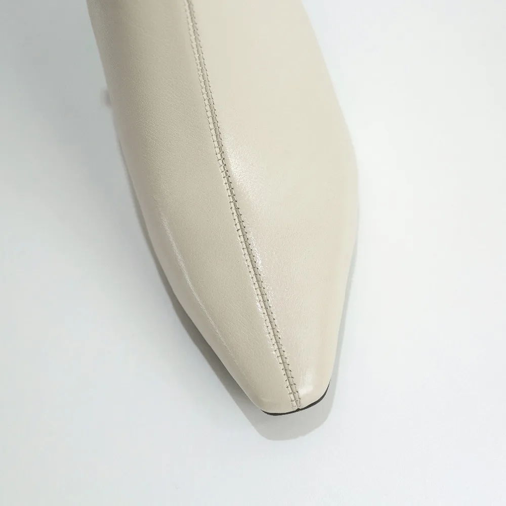 Arden/Модная женская обувь на меху; зимние классические ботинки серого цвета с острым носком на массивном каблуке и молнии; ботильоны из натуральной кожи; Новинка