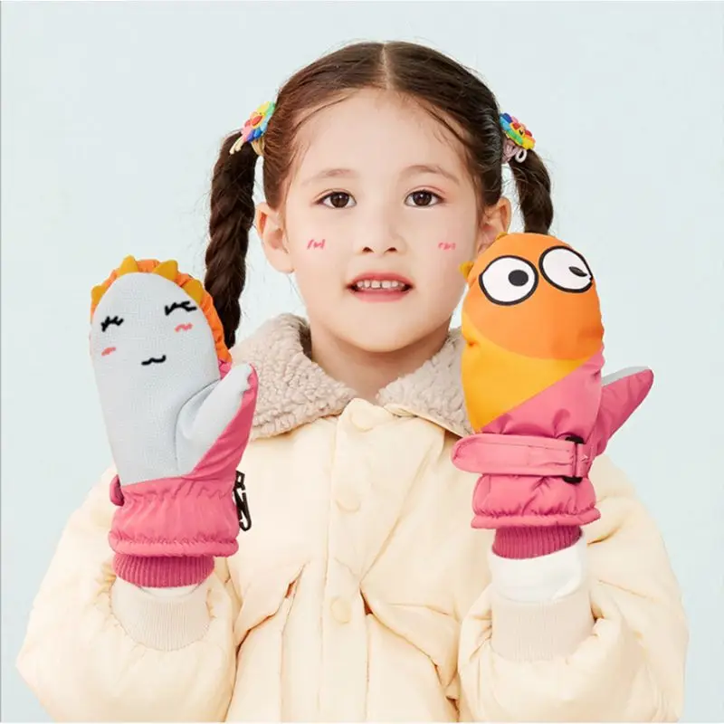 Детские водонепроницаемые лыжные перчатки для мальчиков и девочек, милые зимние противоскользящие варежки с рисунком пингвина, акулы, контрастных цветов