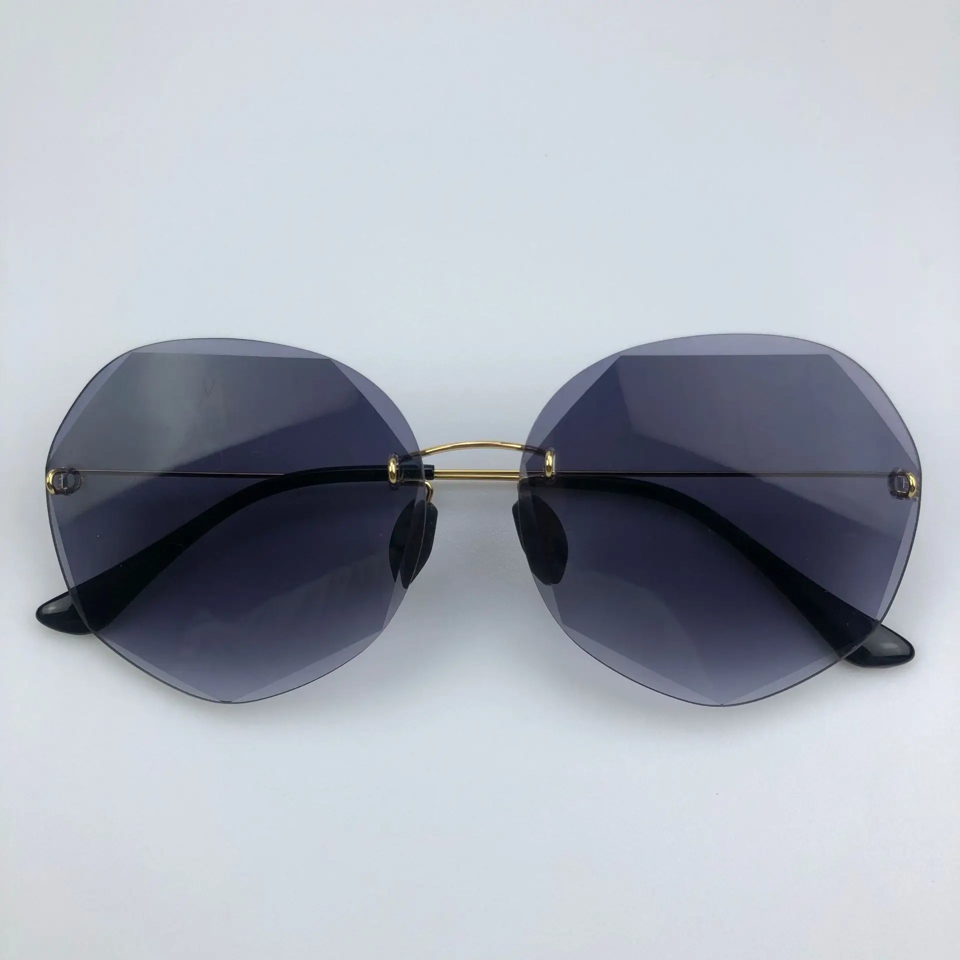 Новые роскошные модные дизайнерские бескаркасные женские солнцезащитные очки постепенно Переменные цвета на выбор Oculos De Sol UV400