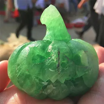 

1pcs Beautiful crystal carving natural quartz green fluorite hand-carved Halloween pumpkin.Halloween gifts