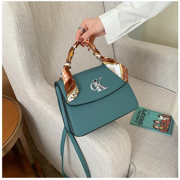 

2020 Fashionable Single Shoulder Straddle Bag Large Capacity Women Messenger Bags Ladies Purses and Handbags Luxury Designer Cc
