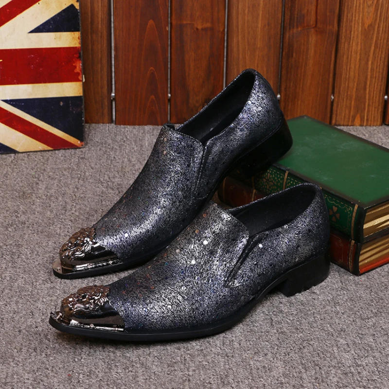 

Christia Bella British Style Bullock Carved Pointed Toe Man Business Formal Shoes Sequins Dot Real Leather Male Big Size Shoes