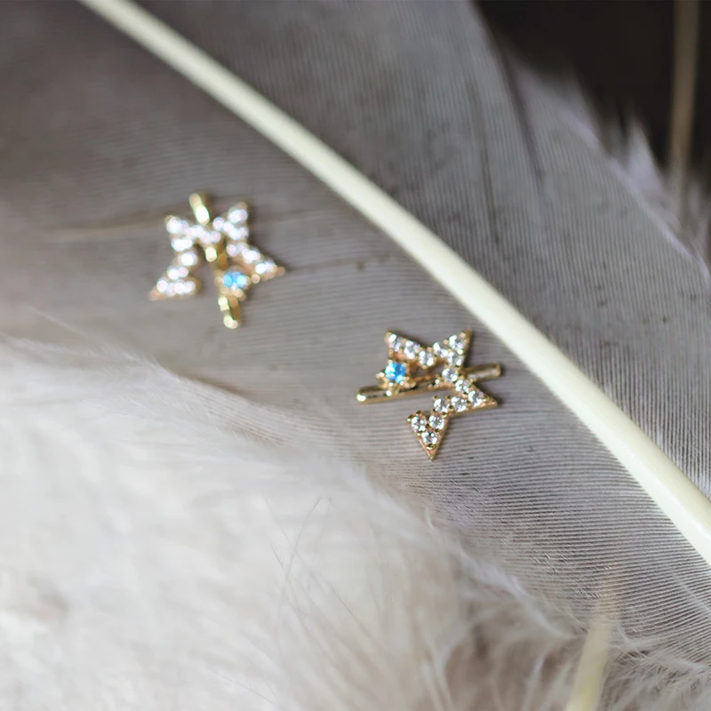 Новинка, 9K золотые серьги с пятиконечной звездой, микро инкрустированные синие циркониевые звезды, элегантные женские ювелирные изделия, простой стиль, аксессуары, ювелирные изделия