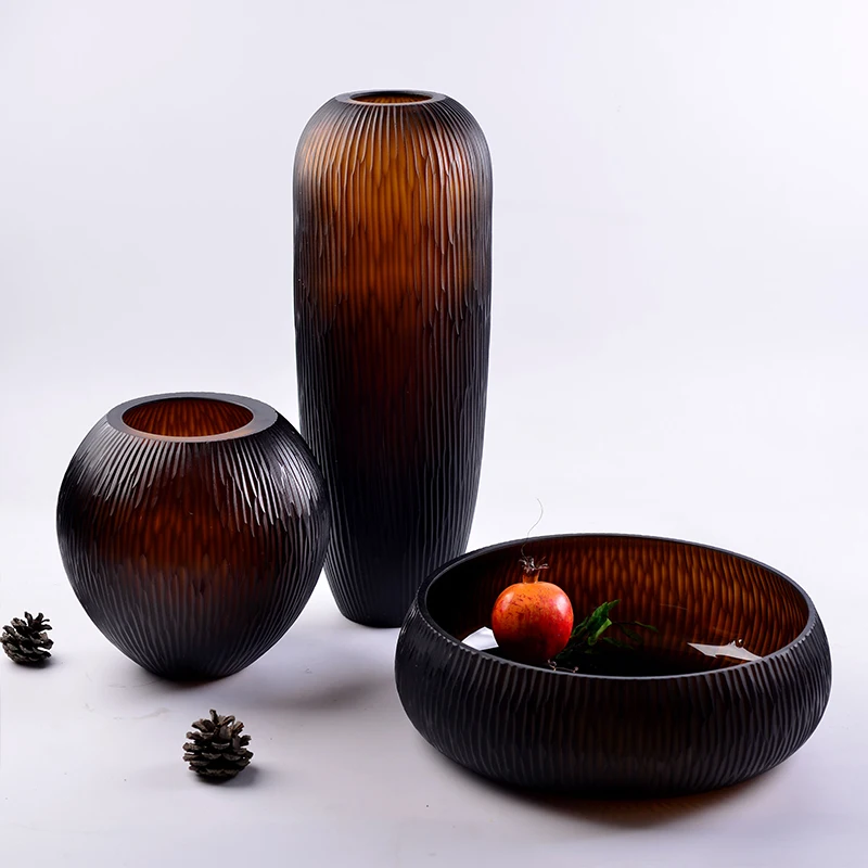

High quality luxury colored floor Carved vase Glass for home decoration Fruit bowl Tabletop vases for flowers wedding decoration