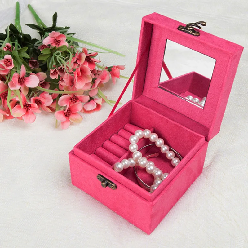 

Elegant Outlook Velvet Small Square Single Layer Jewlery Box Accessories Small Hand Solid Color Jewelry Storage Box