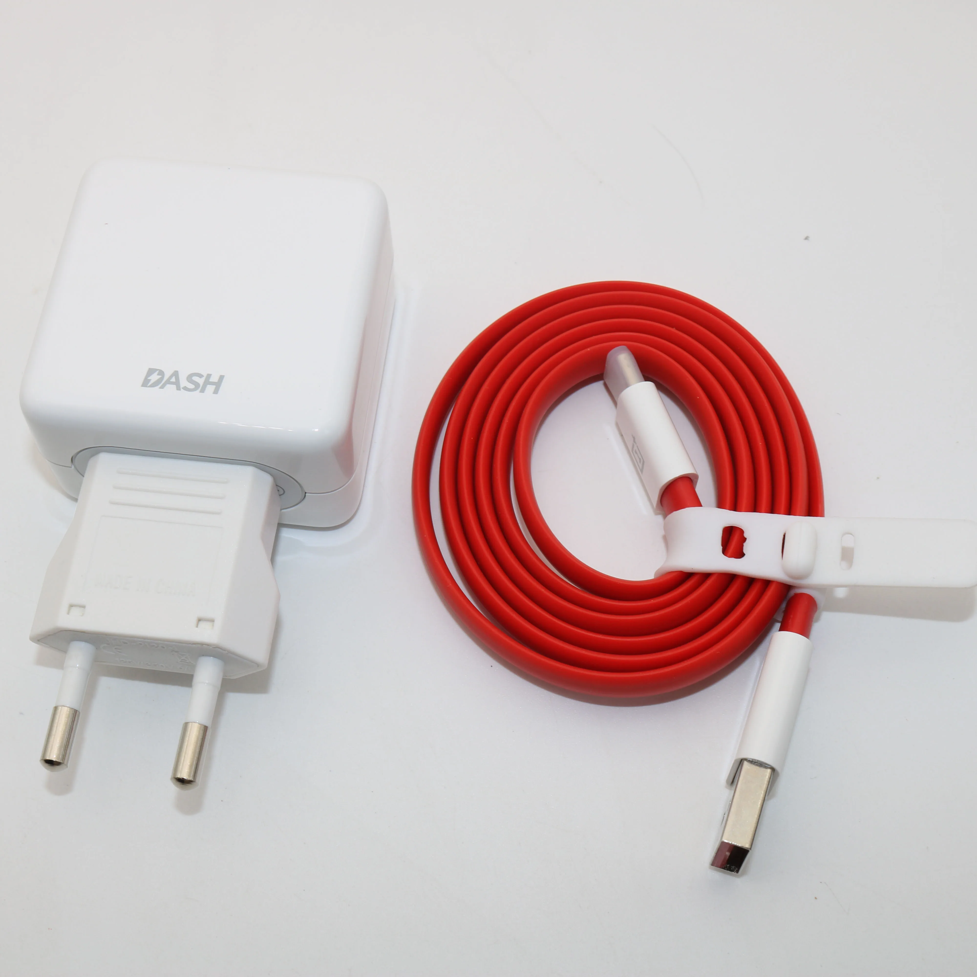 EUx 1m cable Оригинальное зарядное устройство EU US Oneplus Dash, 5 В, 4 а, быстрая зарядка, USB, настенный адаптер питания, плоский круглый кабель для Oneplus 3, 3, T, 5, 5, 6, 6T - Цвет: EUx 1m cable