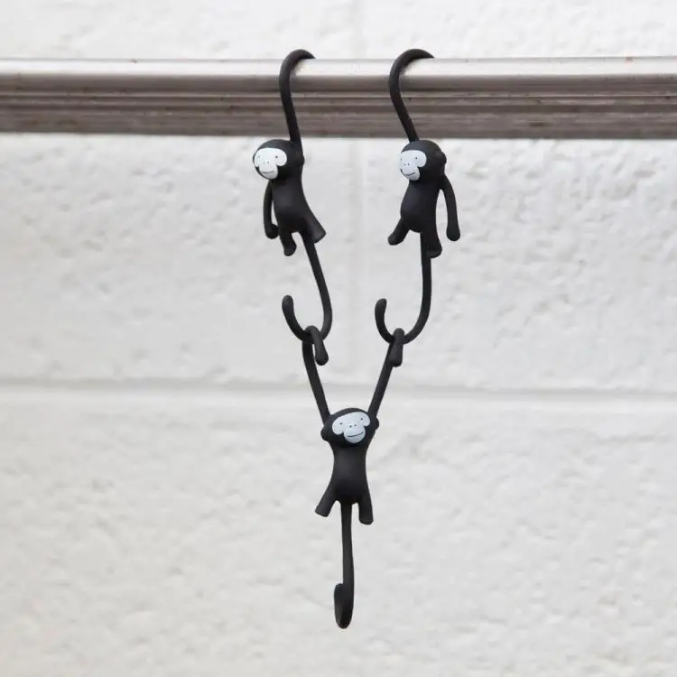 4543576673_111764801