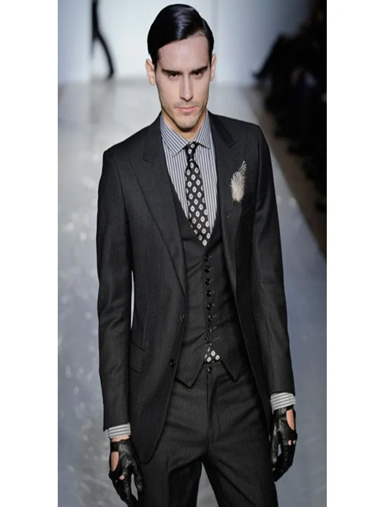 New Style Groom Tuxedo Charcoal Grey Groomsmen Peak Lapel Wedding/Dinner Suits Best Man Bridegroom - Цена: 5 696,34 руб.