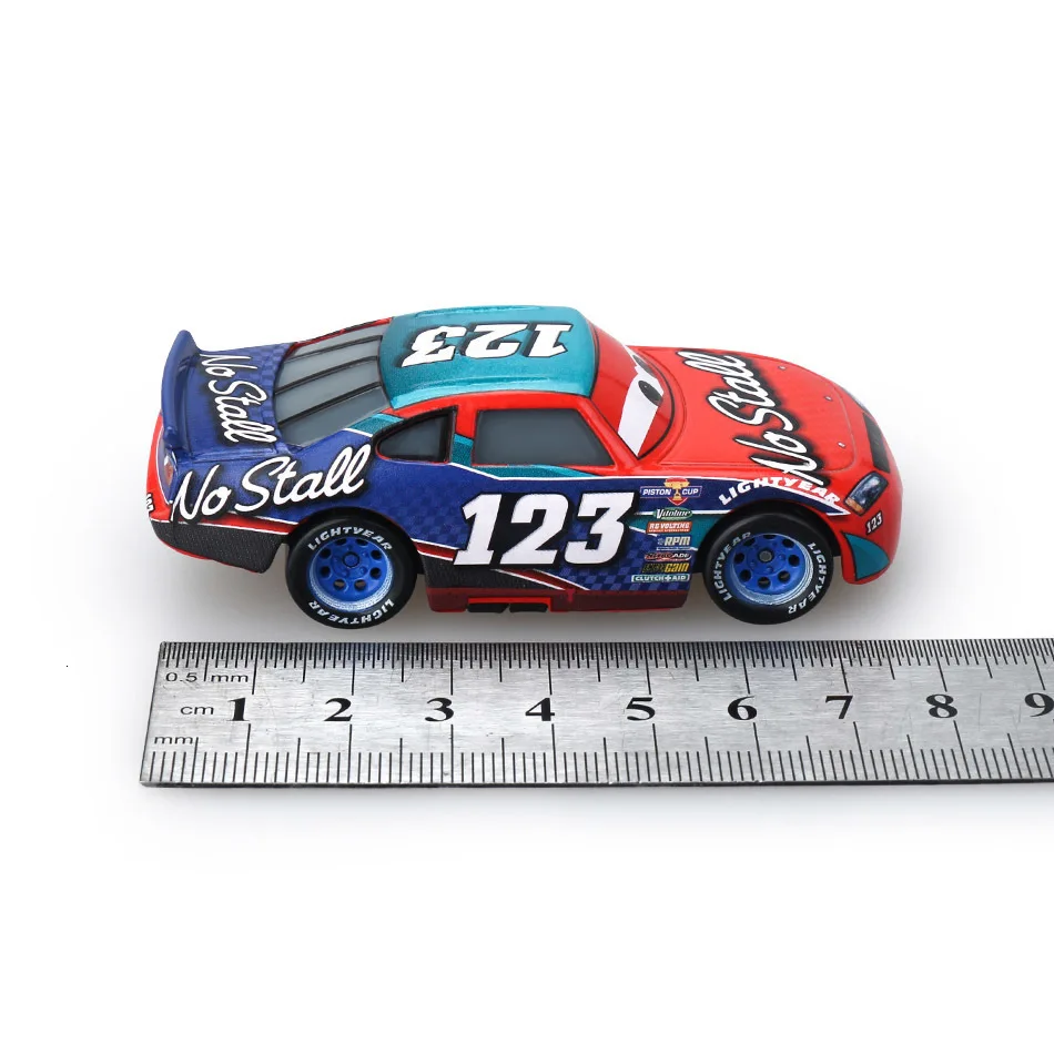 Disney Pixar Cars 2 3 Lightning 40 стиль Mcqueen Mater Jackson Storm Ramirez 1:55 литой автомобиль металлический сплав мальчик детские игрушки подарок