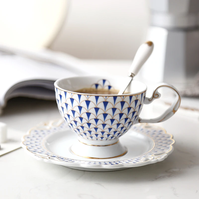 Креативные Роскошные чашки наборы блюдец Скандинавская простая керамическая