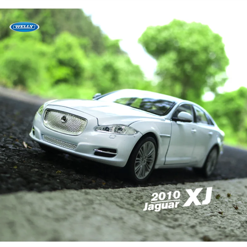 Welly 1:24 2010 Jaguar XJ модель автомобиля из белого сплава имитация автомобиля украшение коллекция Подарочная игрушка Литье под давлением модель игрушка для мальчиков