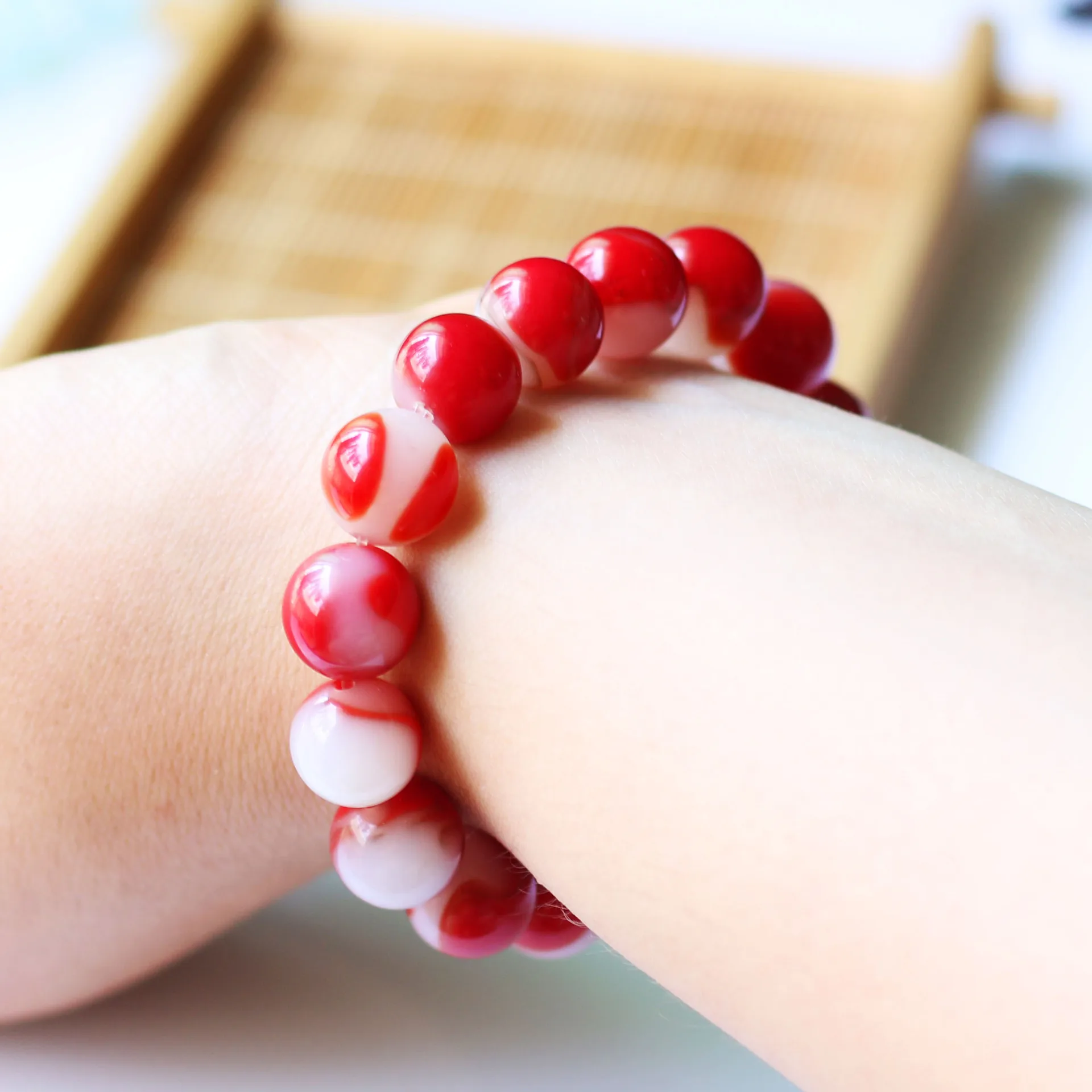 

Xinjiang Red Jasper Bracelets Gobi Jade Gold Jade Chicken Blood Jade Bracelets