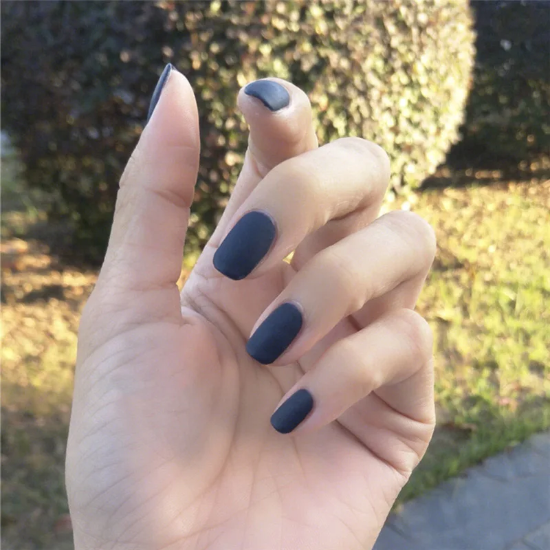 24 шт./компл. Новая мода темно-синие поддельные накладные ногти матовые готовые искусственные ногти с клеевой квадратной головкой Короткие матовые накладные ногти