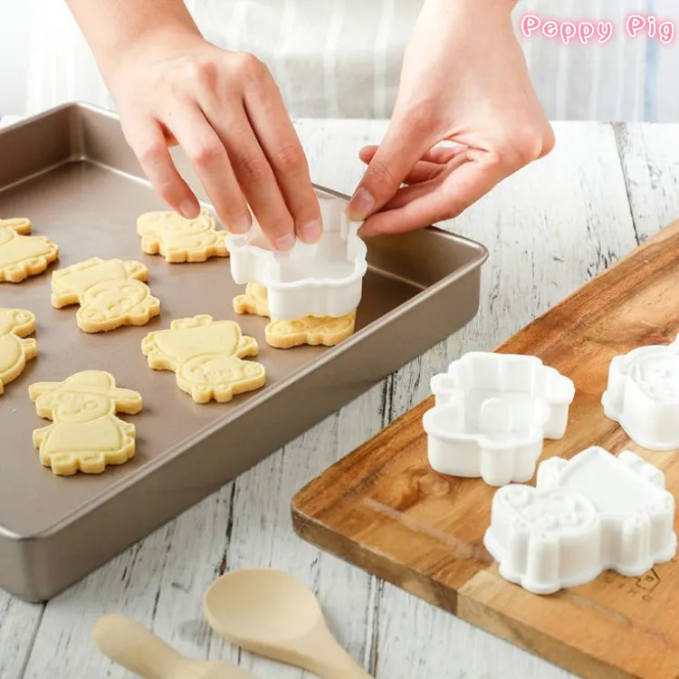 

Peppy Pig Cake Cookie Cutter Plastic 3D Baking Mould Cookie Cutter Set Cartoon Model Biscuit Baking Tools Decoration Tools