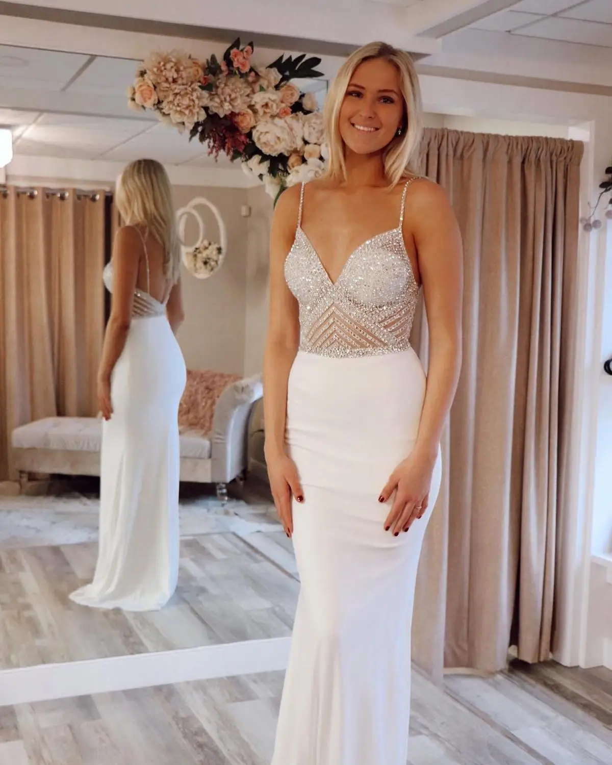 

Sexy Spaghetti Straps Beaded Tops Stretch Satin Dinner Dress Mermaid Women Formal Evening Gown robe de soiree