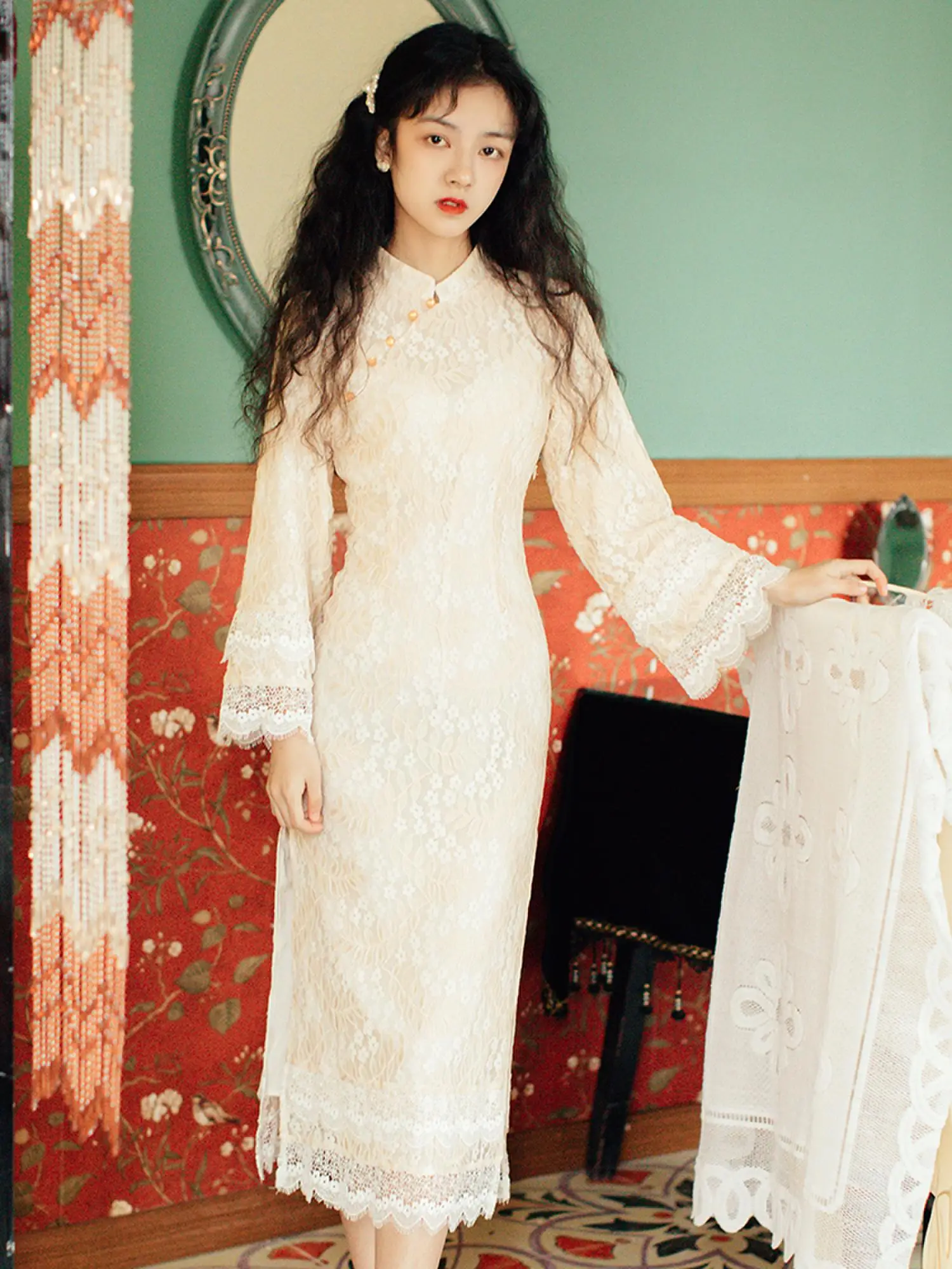 The spring and autumn period and the new Chinese girl dress young sweet cheongsam modified dress
