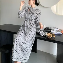 

Hollow Retro Floral Drawstring Long-sleeved Dress 2021 Fashion Spring and Summer New French Elegant Loose Casual Robe Women