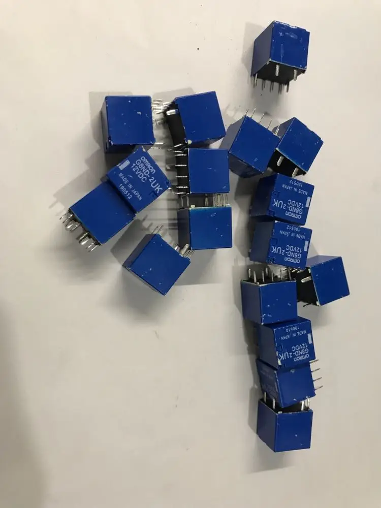 G8ND-2UK-12VDC ручной тормоз реле стеклоподъемника реле G8ND-2UK синий, не свежий внешний вид, проверка качества гарантия работы