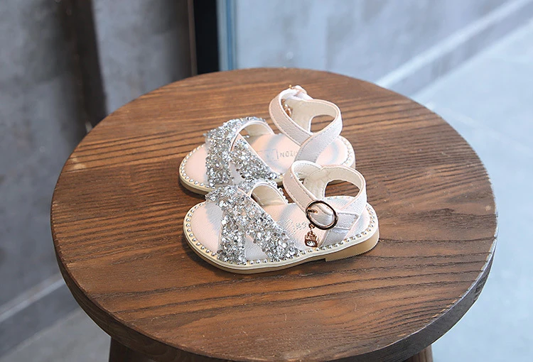 H8227f6777b164039a3dc8268efd18620c