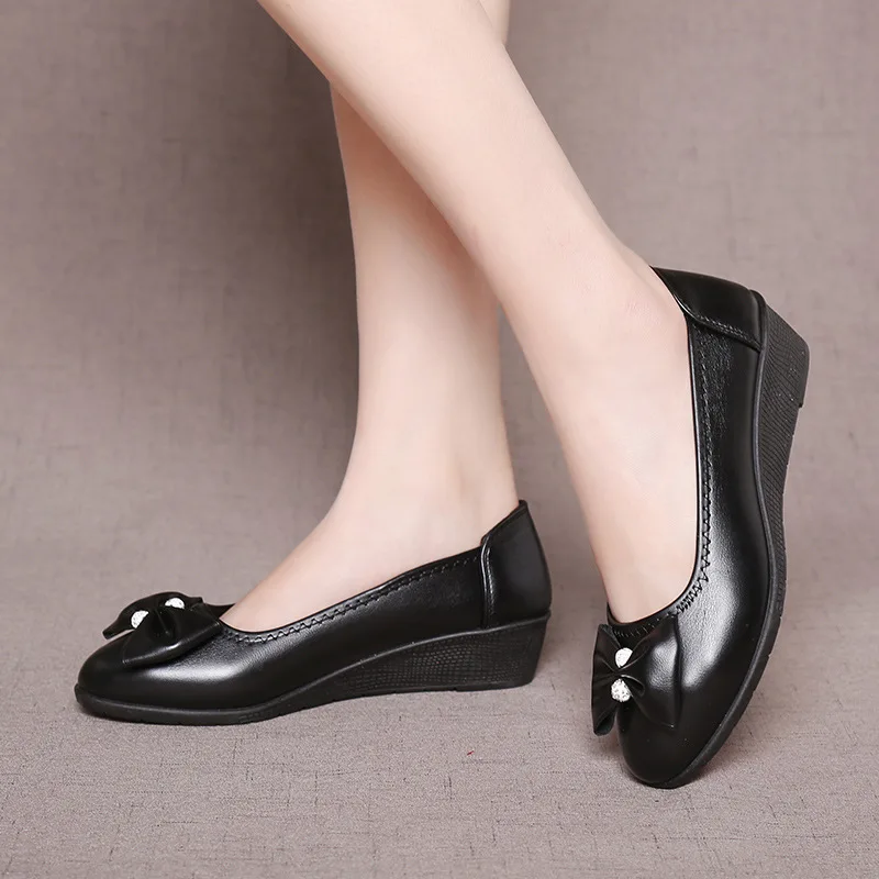 

PU Shoes Women's 2019 New Style Autumn And Winter Slanted Heel Low-top Shoes Lazy Slip-on Korean-style Retro Moccosins