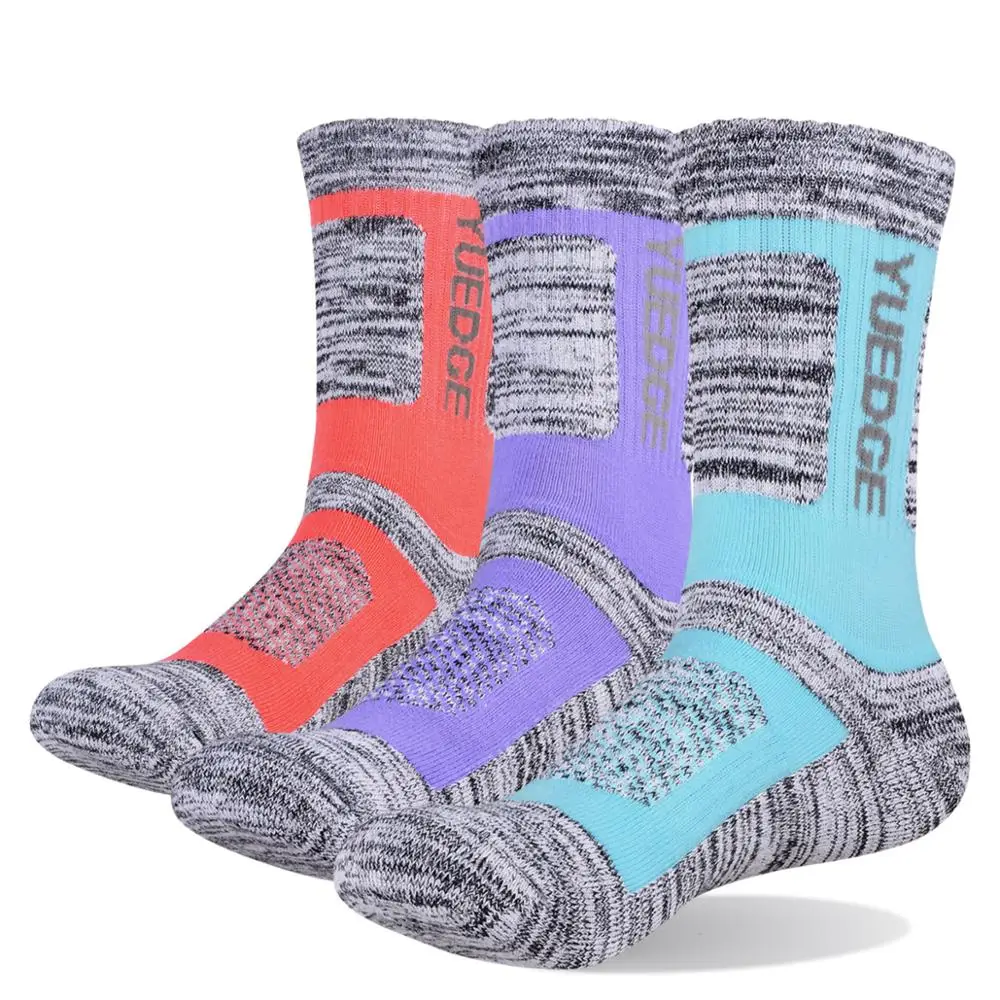 

YUEDGE Ladies' Cushion Cotton Crew Socks Comfortable Breathable Cute Fashion Outdoor Sports Socks (3 Pairs / Pack)