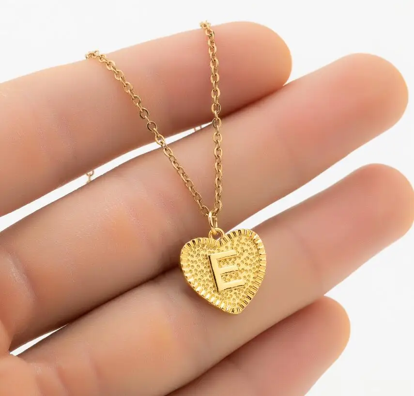 Fashion Tiny Heart Initial Necklace Gold Color Cut Letters Single Name Choker Necklace For Women Pendant Jewelry Collars Gift Fashion Tiny Heart Initial Necklace Gold Color Cut Letters Single Name Choker Necklace For Women Pendant Jewelry Collars Gift